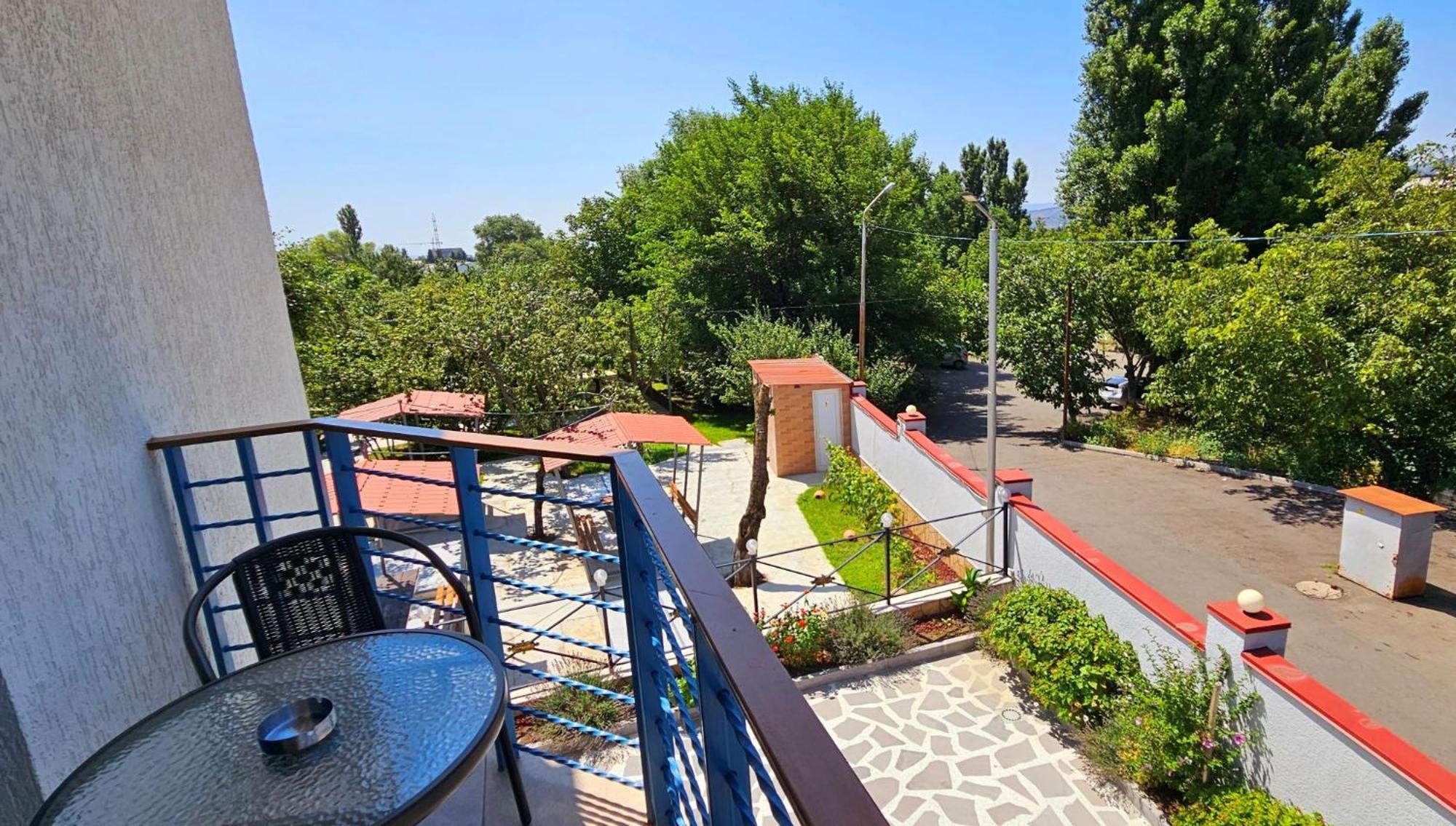 Sierra Hotel Tiflis Dış mekan fotoğraf